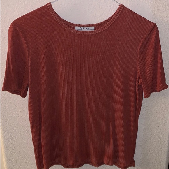 Zara Basic Tee - Picture 1 of 3